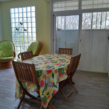 Les Manguiers Apartment Сен-Ан Екстериор снимка